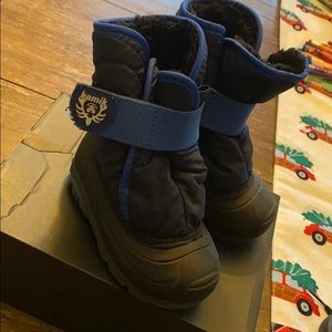 Snow Boots